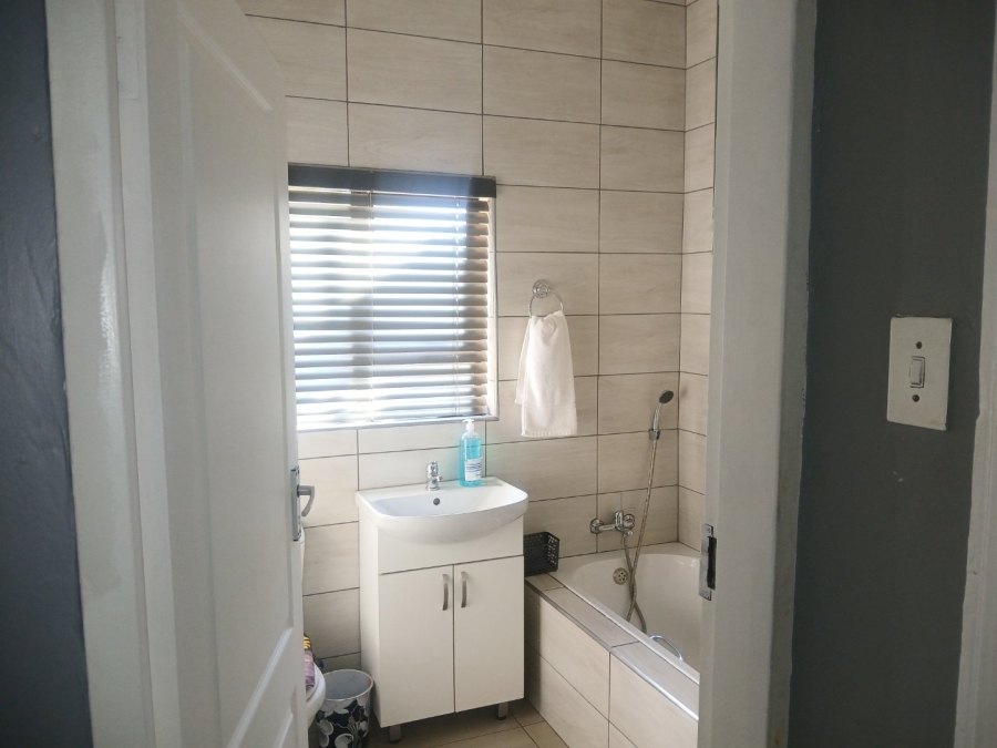 4 Bedroom Property for Sale in Kimberley North Northern Cape